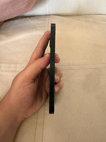 first light: IPhone 13, 128 GB, Qara — 4