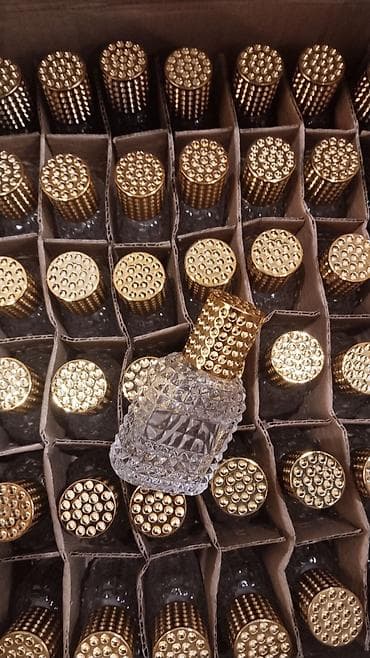 Gözəllik və sağlamlıq: Flakonların Topdan və Pərakəndə satışı. 50 ml — 3