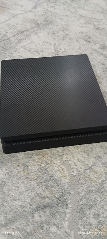 plesteysin: PS4 slim 1 TB versiya 12.50 içində 14 oyun var 2 jostik orginaldi — 2