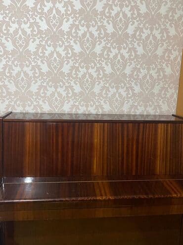 деревянные духовые музыкальные инструменты: Piano, Belarus, Akustik — 2