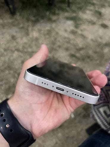IPhone 13, 128 ГБ, Отпечаток пальца, Face ID — 3