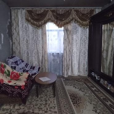 gen: 3 otaqlı mənzil – mebellə Təsvir: - Geniş yataq otağı: klassik — 3