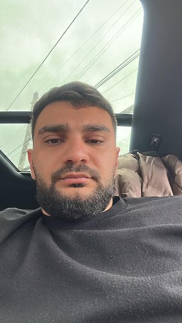 gece simeni isler: Hostes, qeydiyyatçı, Kişi, 28 yaş, 1-2 illik təcrübə — 1