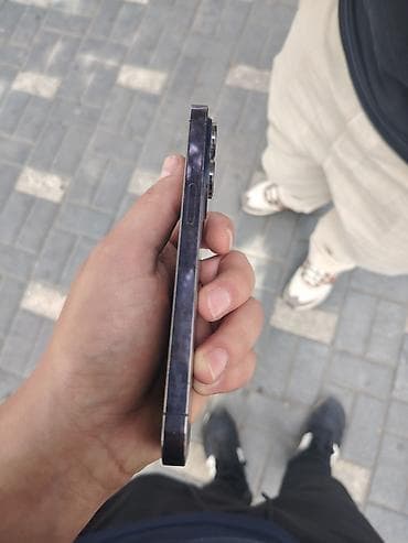 iphone dubai variant: IPhone 14 Pro, 128 GB, Deep Purple — 2