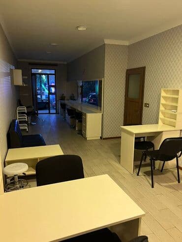 nerimanov icare obyekt: Nesimi rayonu yeqane sadliq evine yaxın 50 kv sahəsi olan ofis basqa — 1