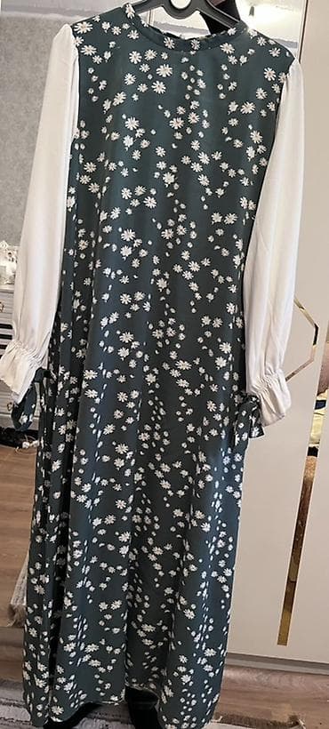 ikinci el don: Qadın uzun don – çiçək naxışlı - Model: Uzun, axıcı kəsim, rahat — 1