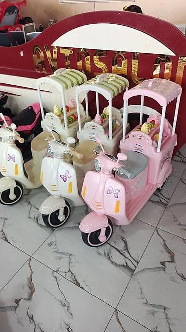 Uşaq üçün elektrik maşınları: Uşaq üçün elektrikli “Ice Cream” skuteri – dondurma köşkü temalı — 5