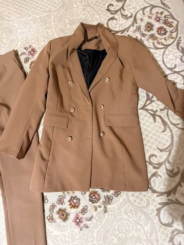 Aylin Moda qadın kostyumu – 2 hissə - Rəng: karamell/boz-qəhvəyi -