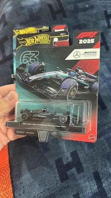 gumus pullar: ‼️DIQQETLI OXU‼️ Ferqli Hotwheels Modelleri satilir. 2026 RLC Pagani — 2