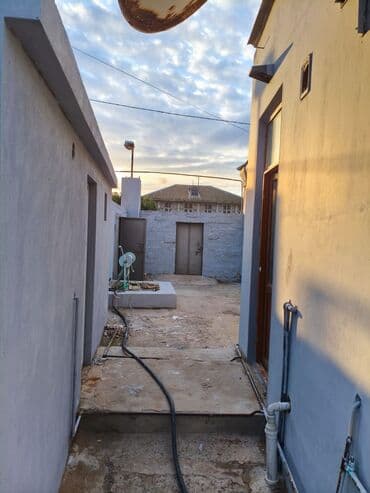 qutqaşınlı küçəsi: 3 otaqlı, 88 kv. m, Kredit var, Orta təmir — 9