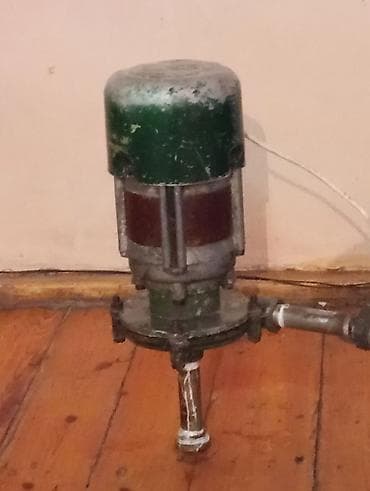 Baklar və çənlər: Nasos, İstilik radiatorları üçün, quraşdırılma Səthi — 1