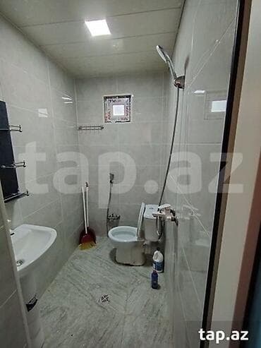 ucuz 2 otaqlı ev alıram: Ev Binə ülvi restoranı (məxməri çay evi) tərəfdə yerləşir. Uşaqlı — 4