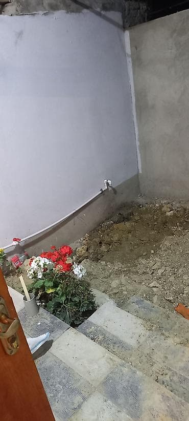 Куплю дом: Satılır: həyət evi (3otaq) - Giriş qapısı: qara rəngli bərk metal — 3