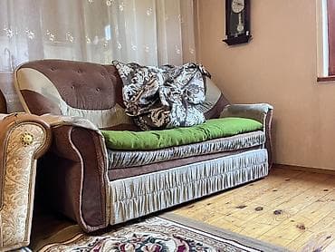 sunger: Klassik yumşaq mebel dəsti - Tərkib: 1 ədəd ikinəfərlik divan və 2 — 2