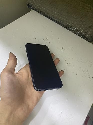 ps4 hard disk: IPhone 11 Pro, 64 GB — 1