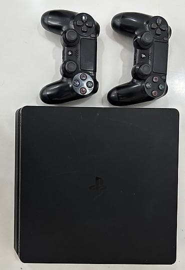 lil solid dual: PlayStation 4 Slim – 500 GB Xüsusiyyətlər: - Model: PS4 Slim (CUH — 2