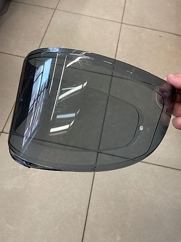 Kask satılır. Yaxşı vəzyətdə az istfdə olnb. Əlavə vizor ist