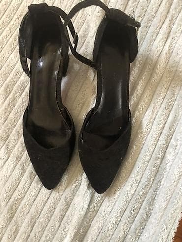 qara ayaqqabı: Qadın üçün qara rəngli yüksək daban ayaqqabı - Klassik sivri burun — 1