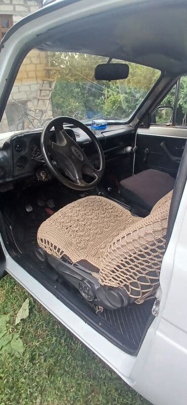 авто запчасти на опель: VAZ (LADA) 4x4 Niva: 0.6 l | 1986 il 156510 km Ofrouder/SUV — 5