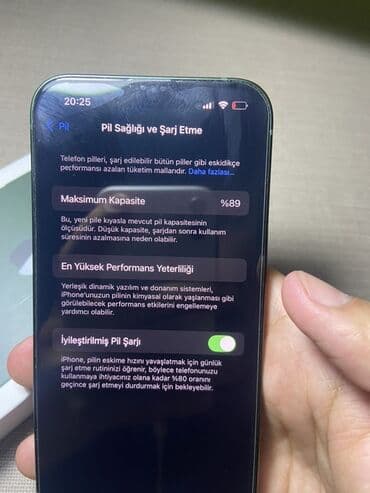 adaptırlar: IPhone 13, Yaşıl, Face ID — 8