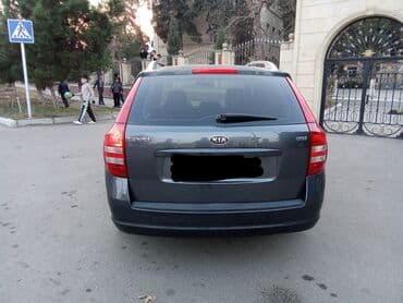 byd maşın qiyməti: Kia Ceed: 1.6 l | 2009 il Universal — 5