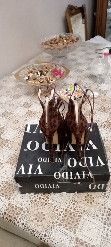 босоножки на тракторной подошве: Размер: 36, цвет - Коричневый, Новый — 3