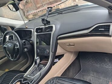 Tofas: Ford Fusion – ağ rəng, sedan Texniki xüsusiyyətlər: - Avtomatik — 6