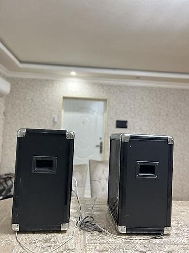 Karaoke: SIVITE aktiv akustik sistem – cüt - Gücləndirici daxilində: “Build in — 6