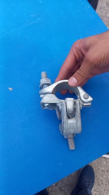 qədim samovar satisi: Məhsul: Sərbəst dönən (swivel) iskele qısqacı Təsvir: - İki borunu — 2