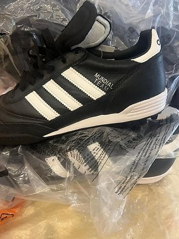 İdman və istirahət: Butslar Adidas — 2