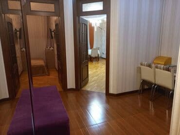 9 ci mikrorayon satilan evler: 2 otaqlı, Yeni tikili, m. Gənclik, 60 kv. m — 12