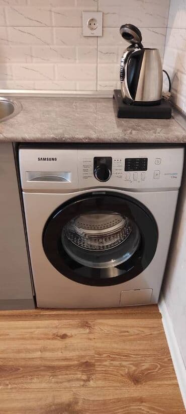 xutor kiraye: Xətai rayonu xalqlar dostluğu,əhmədli metrosuna yaxın ərazidə — 8