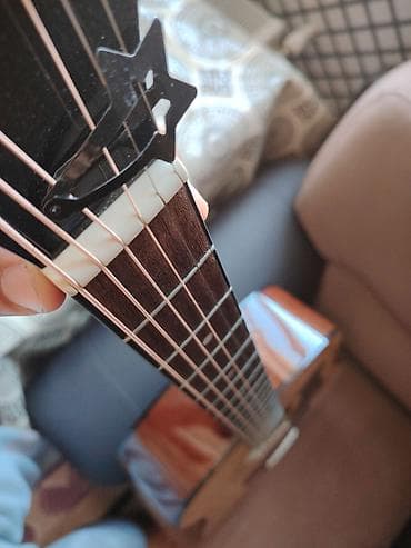 cat kabel: İbenez akustik gitara içində modeli yazilib işlənme müddəti 8-9 aydi — 3