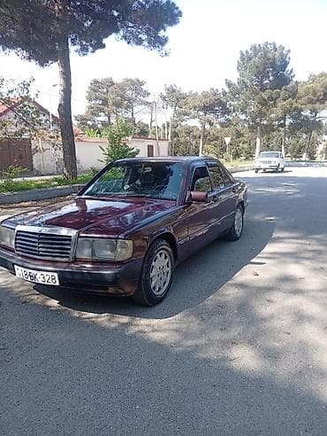 senedsiz masin: Mercedes-Benz 190 (W201): 1.8 l | 1992 il Sedan — 1
