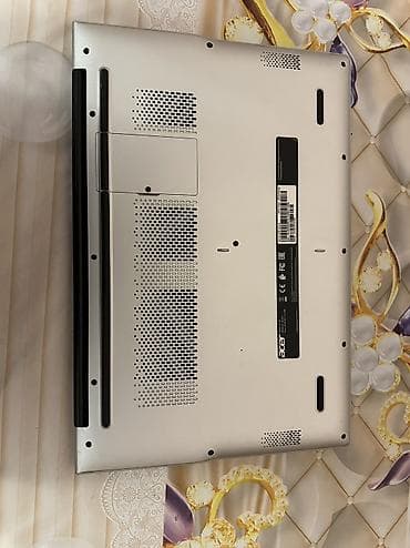 mikro naushnik: Acer Aspire Lite 16 noutbuk - Ekran: 16 düym, nazik çərçivəli geniş — 4