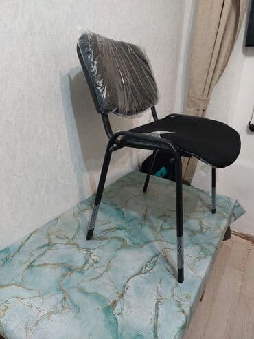 ağ qara şəkillər çəkmək: Ofis/konfrans stulu – klassik model - Rəng: qara - Oturacaq və bel — 2