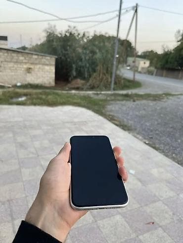 wp iphone: IPhone 11, 64 ГБ, Белый, Гарантия, Face ID, С документами — 1