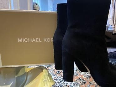Michael Kors qadın çəkmələri - Model: Qalın dabanlı, yüksək boğazlı