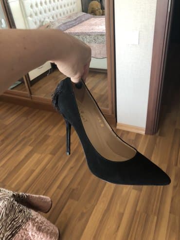 женские замшевые юбки: Туфли, Размер: 36, цвет - Черный, Новый — 3