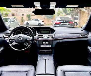 mercedes e class turbo az: Mercedes-Benz E-Class sedan - Kuzov: qara rəng, AMG üslublu eksteryer — 4