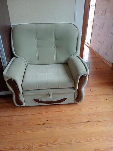 divan alan: Di̇van-kravat, Divan, Bazalı, Açılan — 4