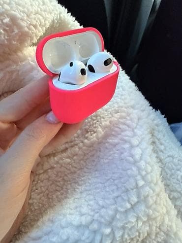 səsgücləndirici satılır: AirPods 3 İdeal vəziyətdədir qabi ile birlikde satilir real aliciya — 3