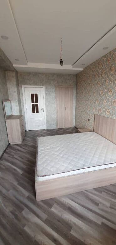 maştağa kiraye: Yeni Günəşli qəsəbəsi, AB massivində, Yeni Tikili 13 mərtəbəli binanın — 4