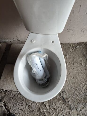 Сухие строительные материалы: Unitaz komplekti – keramik gövdə və üst su çəni Xüsusiyyətlər: - — 1