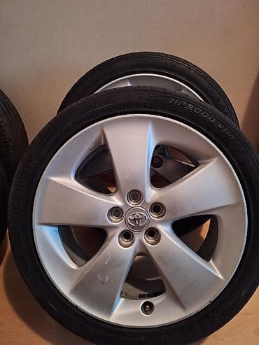 uaz tekerleri: Disk təkər Toyota 215 / 45 / R 17, 5 Boltlu — 4