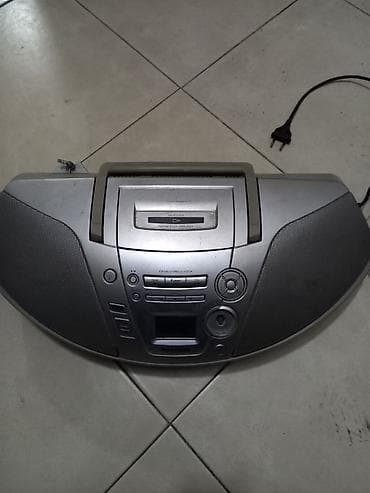 gta 6 disk: Portativ stereo CD/kaset/radyo mərkəzi Xüsusiyyətlər: - CD pleyer — 1