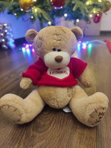Manejlər: Yumşaq oyuncaqlar dəsti - Qəhvəyi ayıcık: qırmızı toxunma sviterli — 1