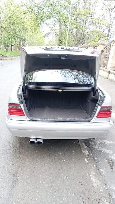 mercedes sprinter satilir: Mercedes-Benz E 230: 2.3 l | Sedan — 5