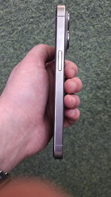 iphone 4 qiymeti: IPhone 15 Pro, 256 GB, Gümüşü, Face ID — 6