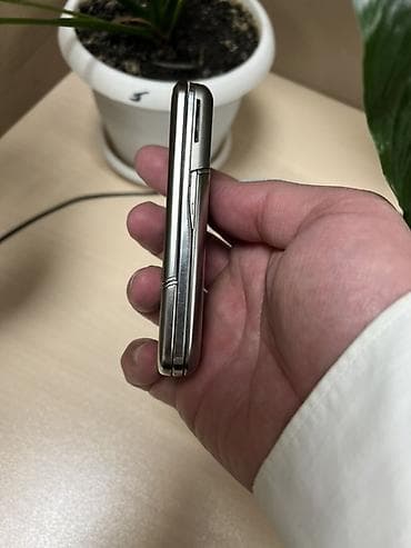 nokia e70: Nokia rəng - Gümüşü, Düyməli — 5